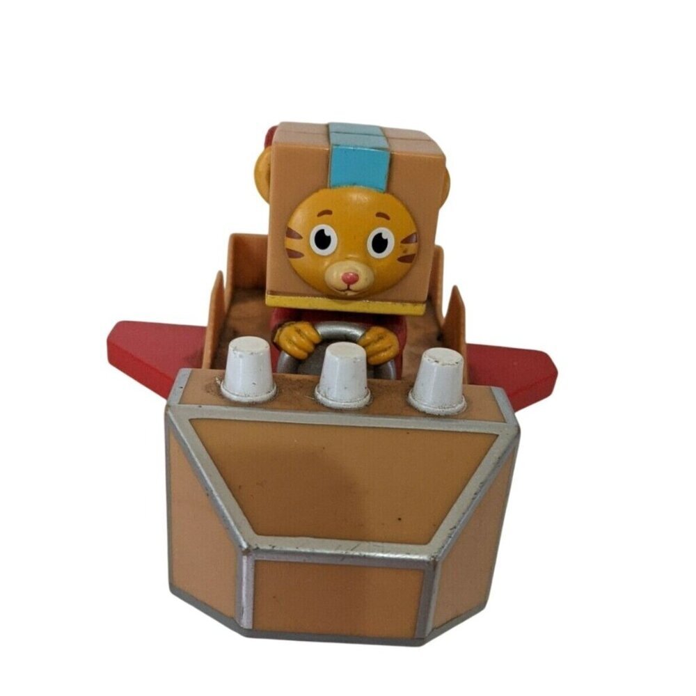 Daniel Tigers Neighborhood Rocket‎ Vehicle Pull Back  Go Car Vehicle 2018 Jakks